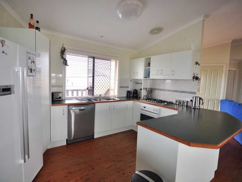 7 Illustrious Court, Cooloola Cove QLD 4580