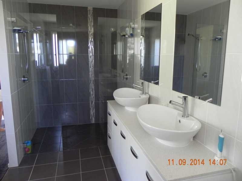 33 Discovery Drive, Cooloola Cove QLD 4580