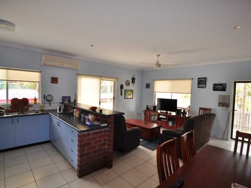 4 Essex Court, Cooloola Cove QLD 4580
