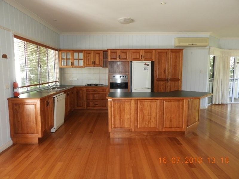 4 Kingfisher Court, Tin Can Bay QLD 4580