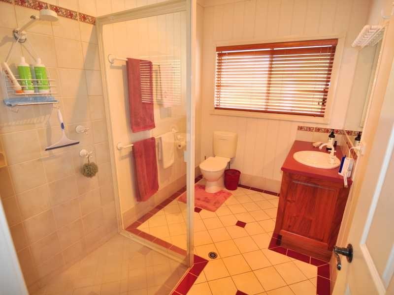4 Kingfisher Court, Tin Can Bay QLD 4580