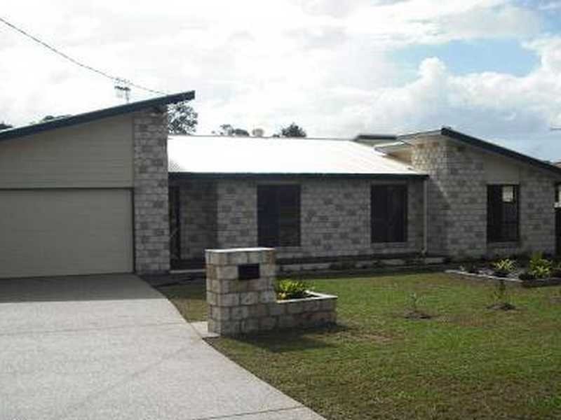 35 Marco Polo Drive, Cooloola Cove QLD 4580