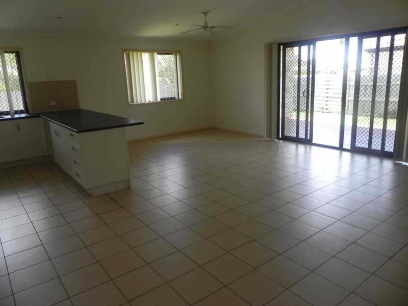 35 Marco Polo Drive, Cooloola Cove QLD 4580