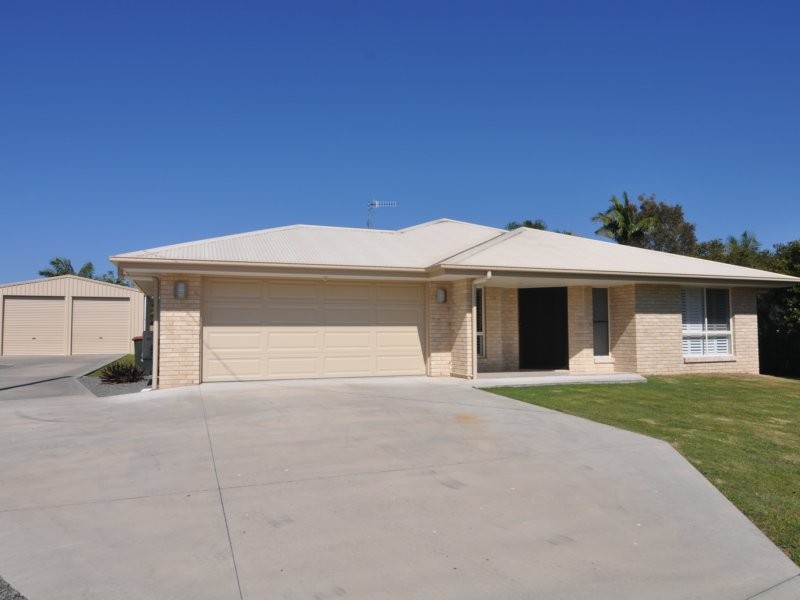 25 Regent Court, Cooloola Cove QLD 4580