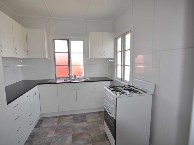 26 Gympie Road, Tin Can Bay QLD 4580