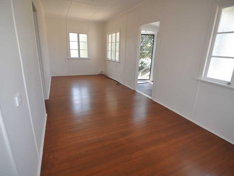 26 Gympie Road, Tin Can Bay QLD 4580