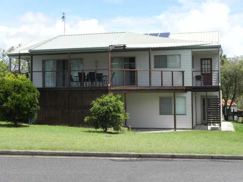 20 Squire Street, Tin Can Bay QLD 4580