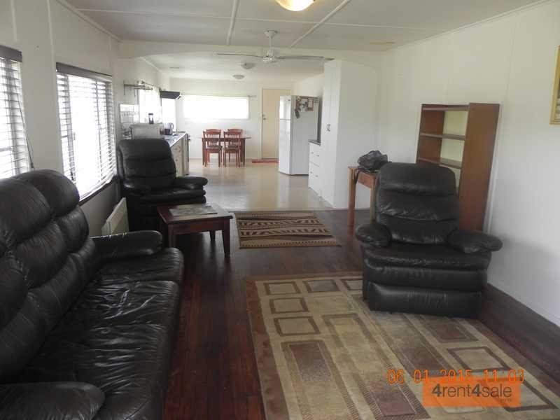 32 Tailor Street, Tin Can Bay QLD 4580
