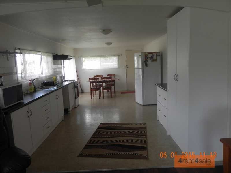32 Tailor Street, Tin Can Bay QLD 4580