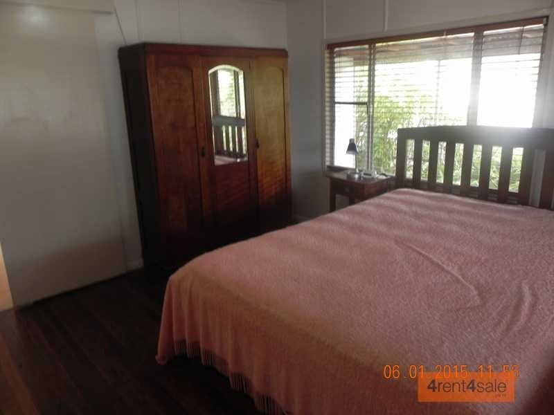 32 Tailor Street, Tin Can Bay QLD 4580