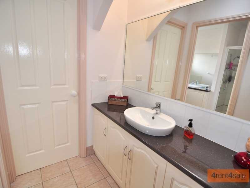 70 Osborne Court, Wallu QLD 4570