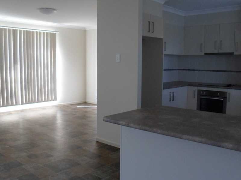 4 Environs Avenue, Cooloola Cove QLD 4580