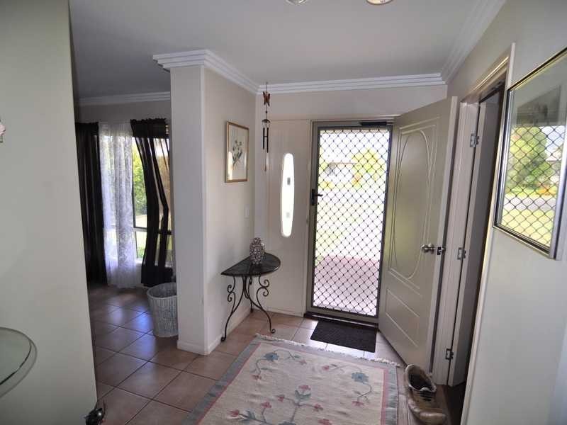 11 Dreadnought Avenue, Cooloola Cove QLD 4580