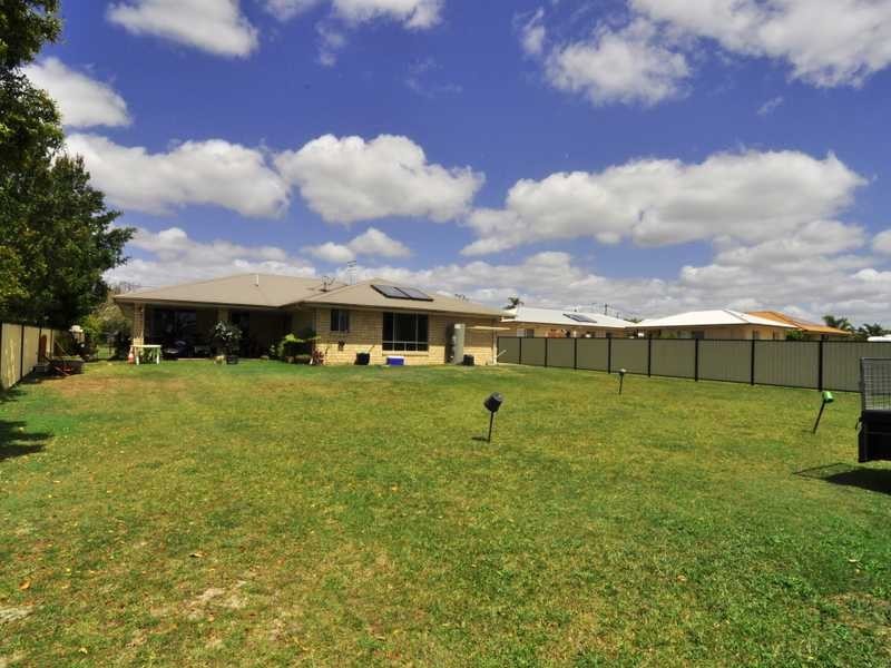 11 Dreadnought Avenue, Cooloola Cove QLD 4580