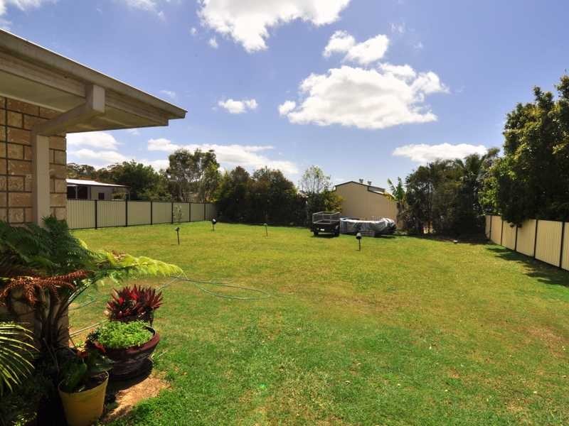 11 Dreadnought Avenue, Cooloola Cove QLD 4580