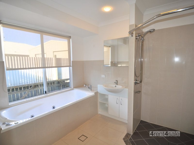 61 Summer Way, Tin Can Bay QLD 4580