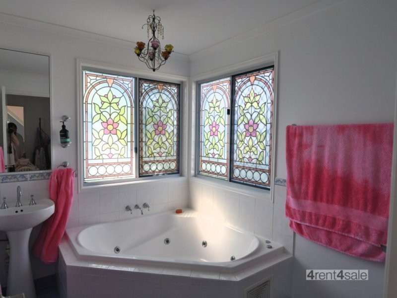 3 Summer Way, Tin Can Bay QLD 4580