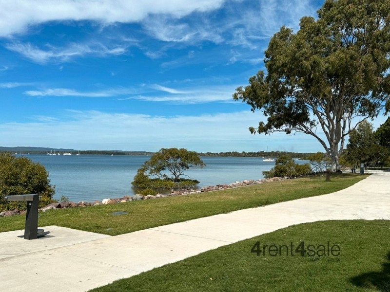 32 “THE ANCHORAGE ” The Esplanade, Tin Can Bay QLD 4580
