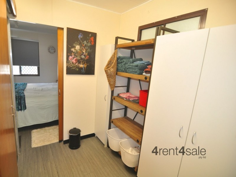 32 “THE ANCHORAGE ” The Esplanade, Tin Can Bay QLD 4580