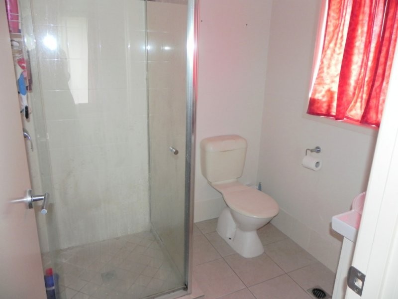 24 Canberra Avenue, Cooloola Cove QLD 4580