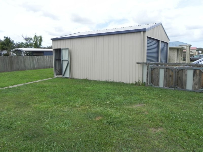 24 Canberra Avenue, Cooloola Cove QLD 4580
