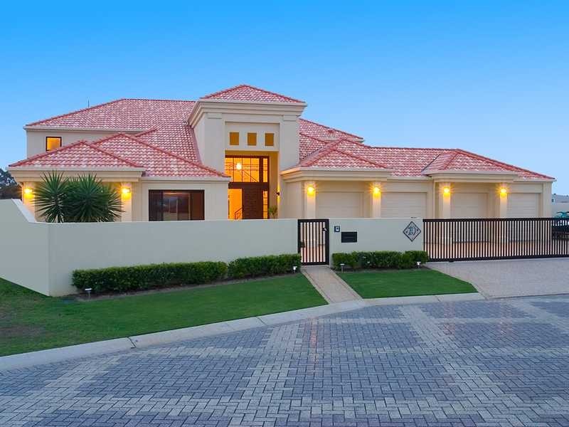 10 Mooloolah Island, Minyama QLD 4575