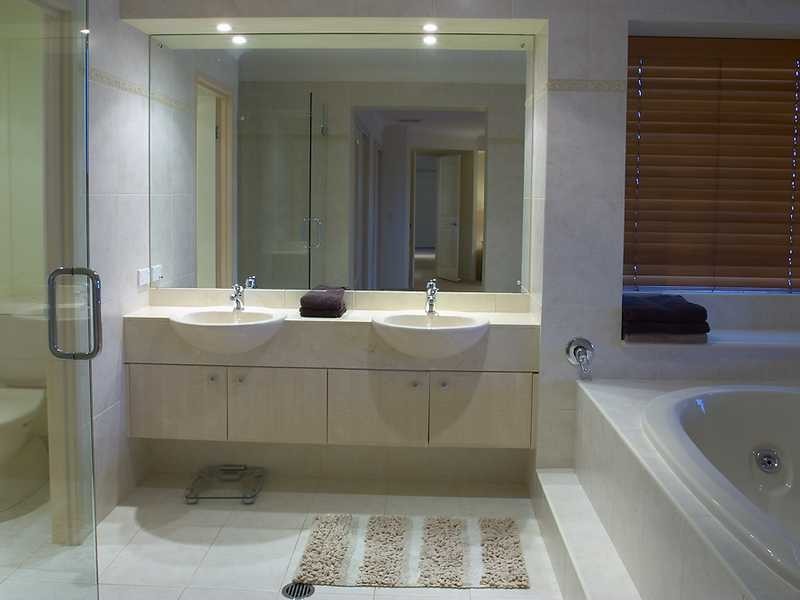 10 Mooloolah Island, Minyama QLD 4575