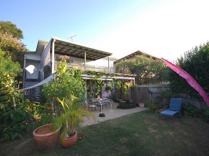 Alexandra Headland QLD 4572