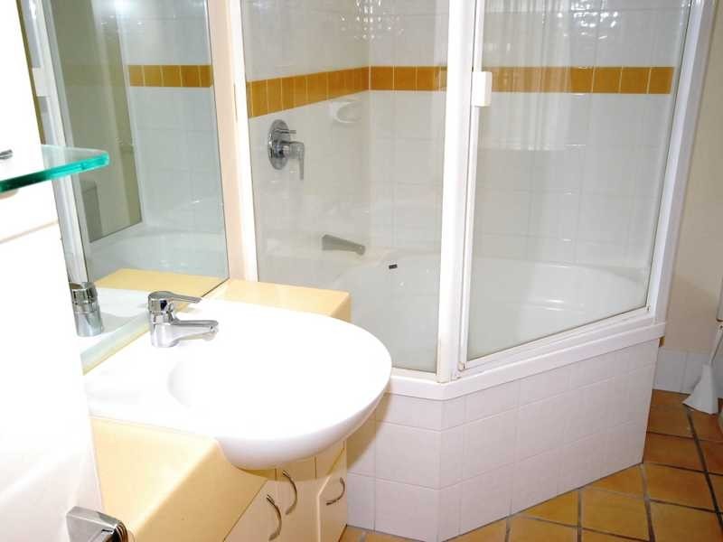 Alexandra Headland QLD 4572