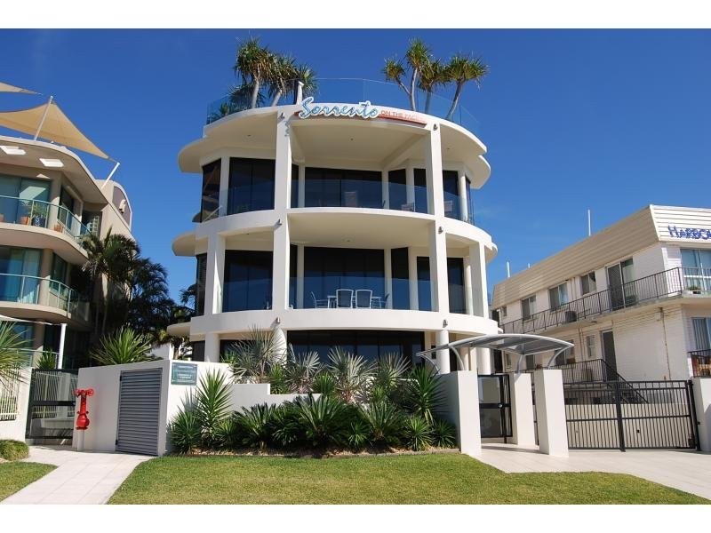 Alexandra Headland QLD 4572