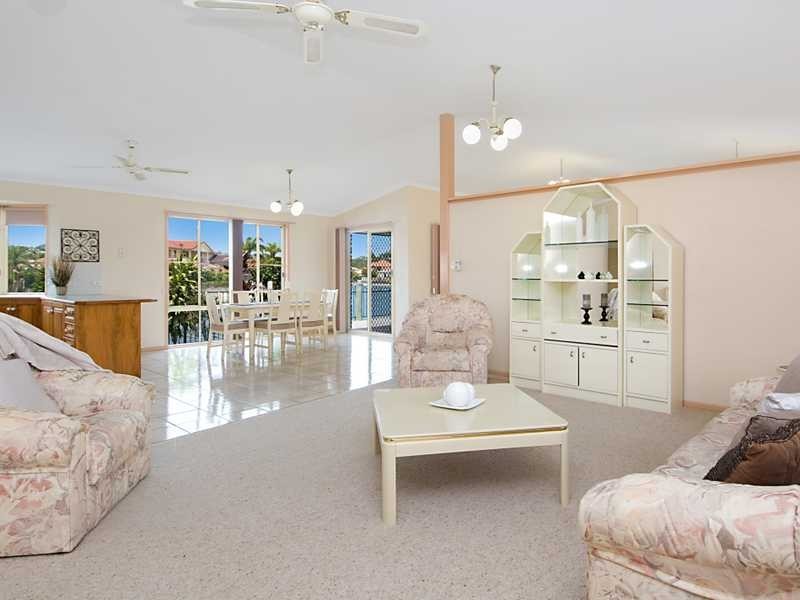14 Chiswell Place, Maroochydore QLD 4558