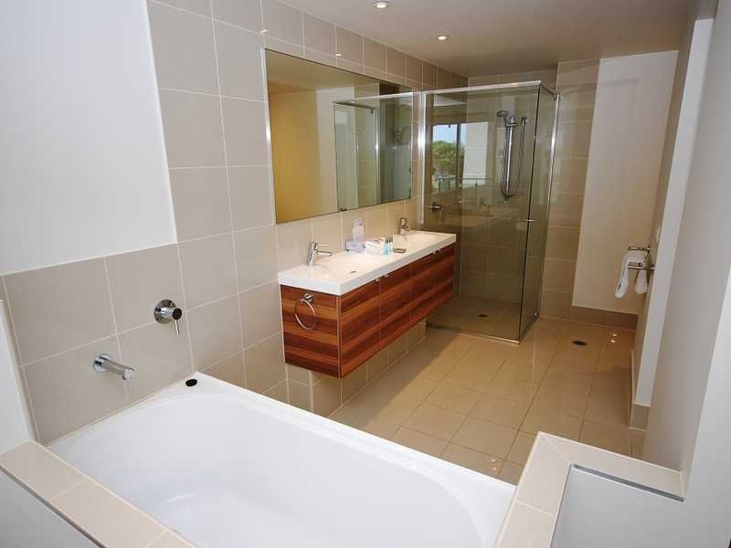 Unit 403/79-83 First Avenue, Mooloolaba QLD 4557