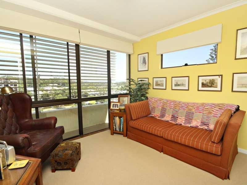 Alexandra Headland QLD 4572