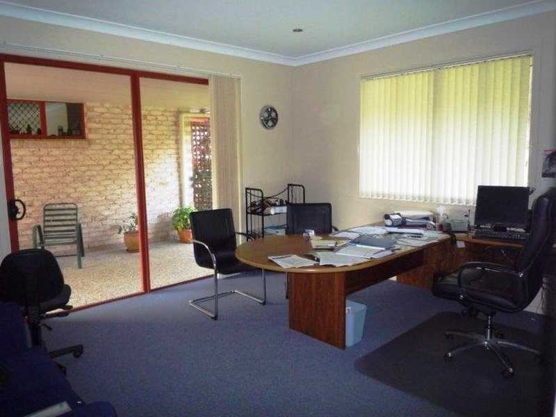 28 Birdsong Drive, Mooloolah Valley QLD 4553