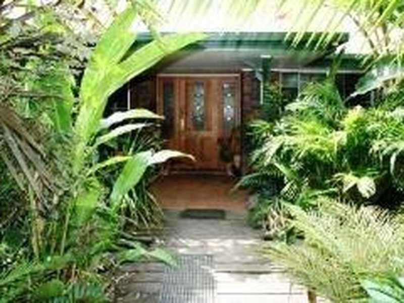 585 Glenview Road, Glenview QLD 4553