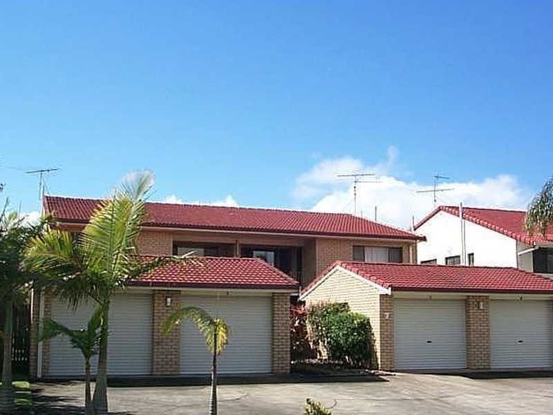 Unit 4/7 Quondong Street, Mooloolaba QLD 4557