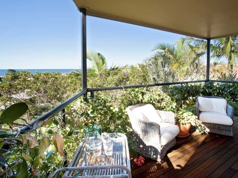 76 Mooloolaba Road, Alexandra Headland QLD 4572