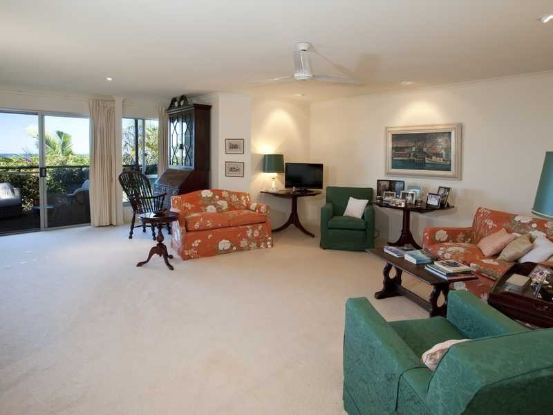 76 Mooloolaba Road, Alexandra Headland QLD 4572