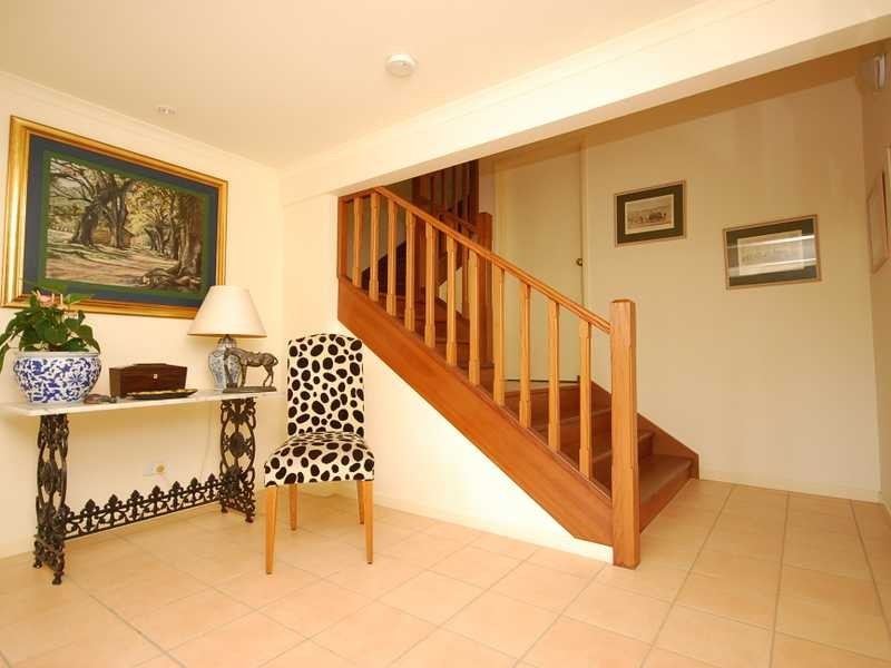 76 Mooloolaba Road, Alexandra Headland QLD 4572