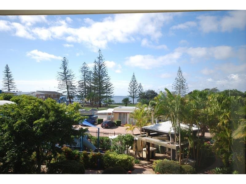 Alexandra Headland QLD 4572