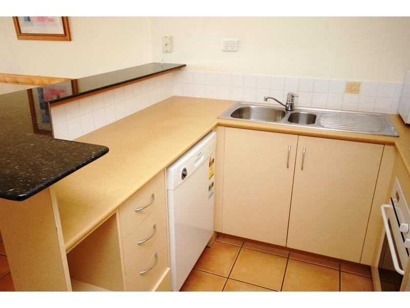 Alexandra Headland QLD 4572