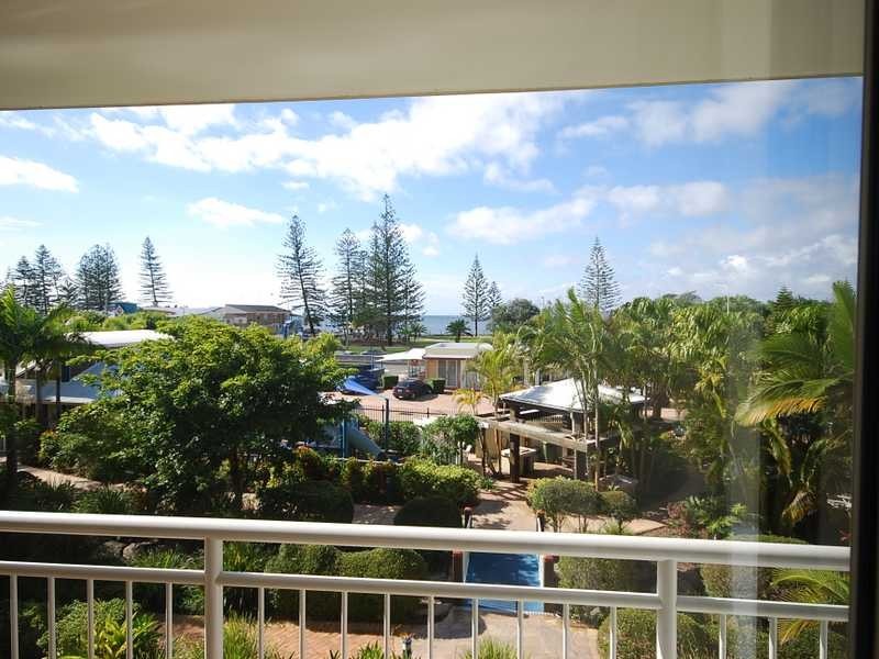 Alexandra Headland QLD 4572