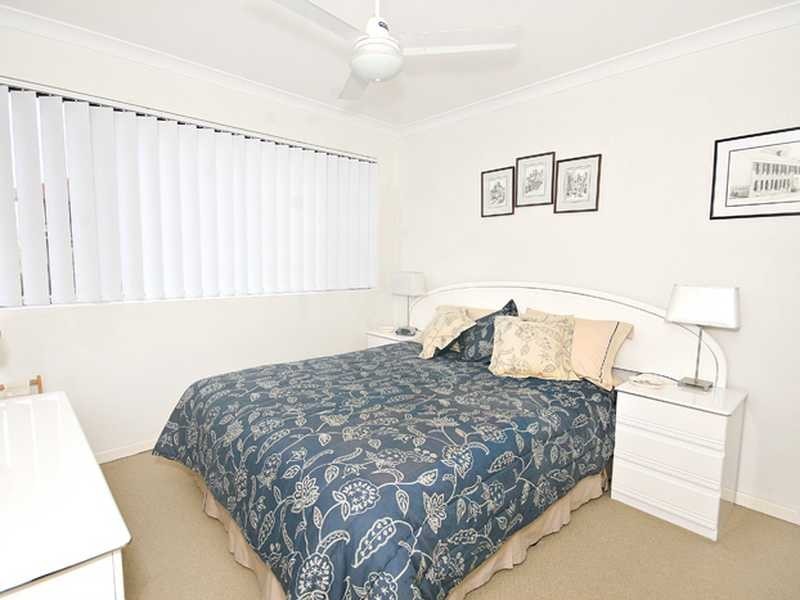 Unit 2/7 Yallanga Place, Mooloolaba QLD 4557
