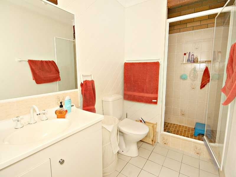 Unit 2/7 Yallanga Place, Mooloolaba QLD 4557