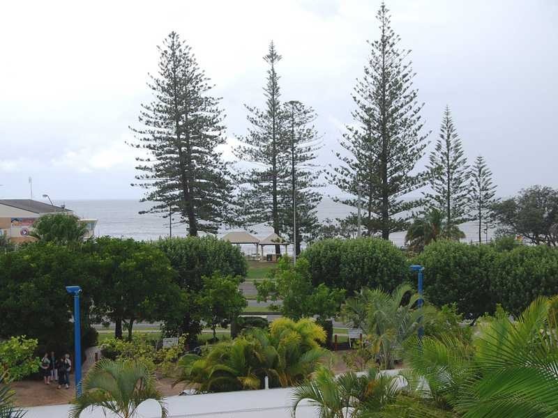 Alexandra Headland QLD 4572
