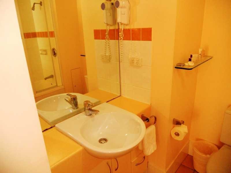 Alexandra Headland QLD 4572