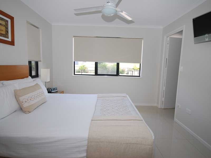Alexandra Headland QLD 4572