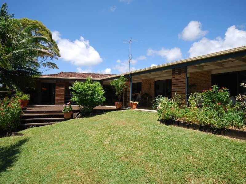 12 Karloo Court, Mooloolaba QLD 4557