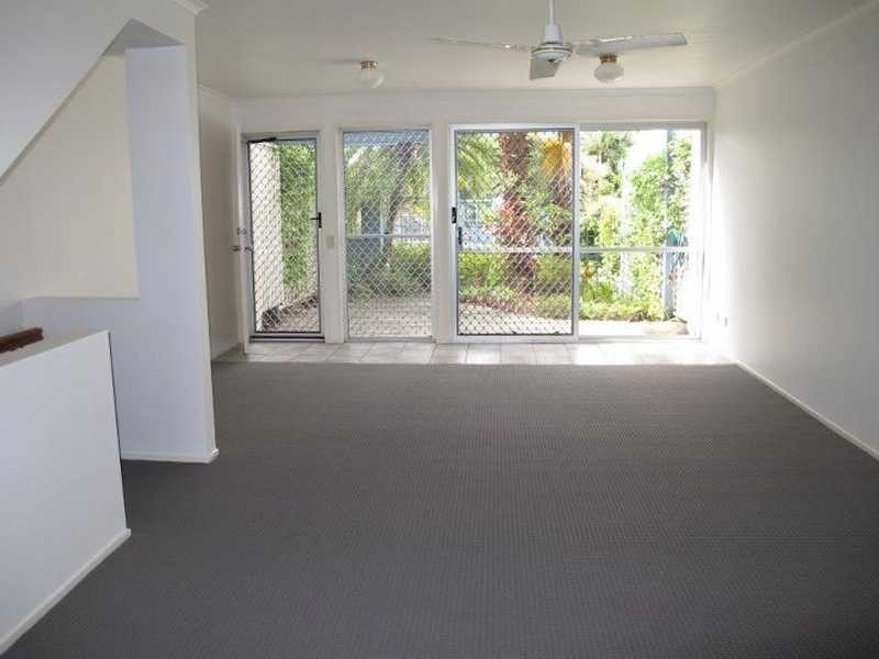 Unit 8/67 Mooloolaba Road, Mooloolaba QLD 4557