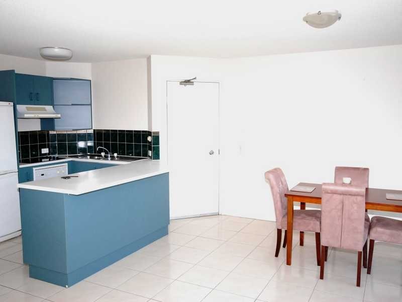 Unit 3/112 River Esplanade, Mooloolaba QLD 4557